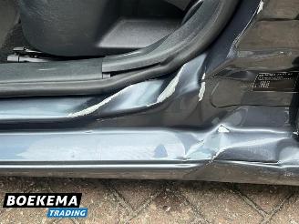 Skoda Octavia Combi 1.2 TSI Ambition Xenon Cruise Airco picture 9