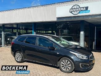 krockskadad bil auto Kia Cee d cee'd 1.0 T-GDi Design Led Navi Climate Cruise Camera 2018/8