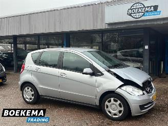 damaged passenger cars Mercedes A-klasse A160 Business 5-Drs Navi Airco PDC Trekh. 2012/2