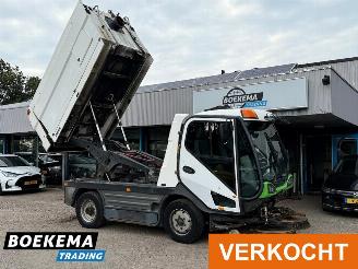 Käytettyjen passenger cars Johnston Navara CX400 Sweepers 85KM Airco Euro5 Kehrmachine 2013/11