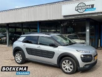 Schadeauto Citroën C4 cactus 1.2 PureTech Shine Navi Climate Cruise PDC 2017/4