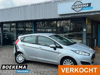 begagnad bil auto Ford Fiesta 1.0 Champion 5-Deurs Airco PDC 2013/3