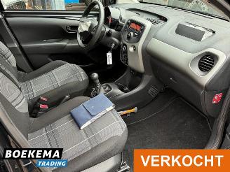 Peugeot 108 1.0 e-VTi Active Airco 5-Deurs picture 19