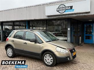 Vaurioauto  passenger cars Fiat Sedici 1.6 16V Dynamic Airco 2008/8