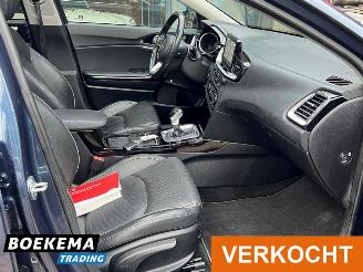 Kia Ceed 1.4 T-GDi Executive 140PK Aut Leer Pano JBL Keyless Stoel/Stuurverw. Camera picture 19