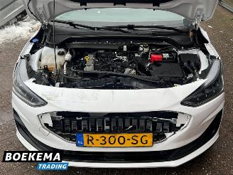 Ford Focus Wagon 1.0 EcoBoost 125PK Hybrid Navi Climate Cruise PDC Trekh. picture 10