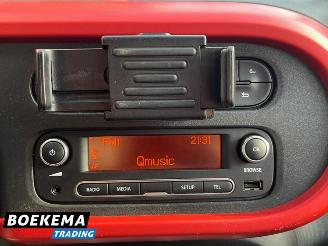Renault Twingo 1.0 SCe Collection picture 35