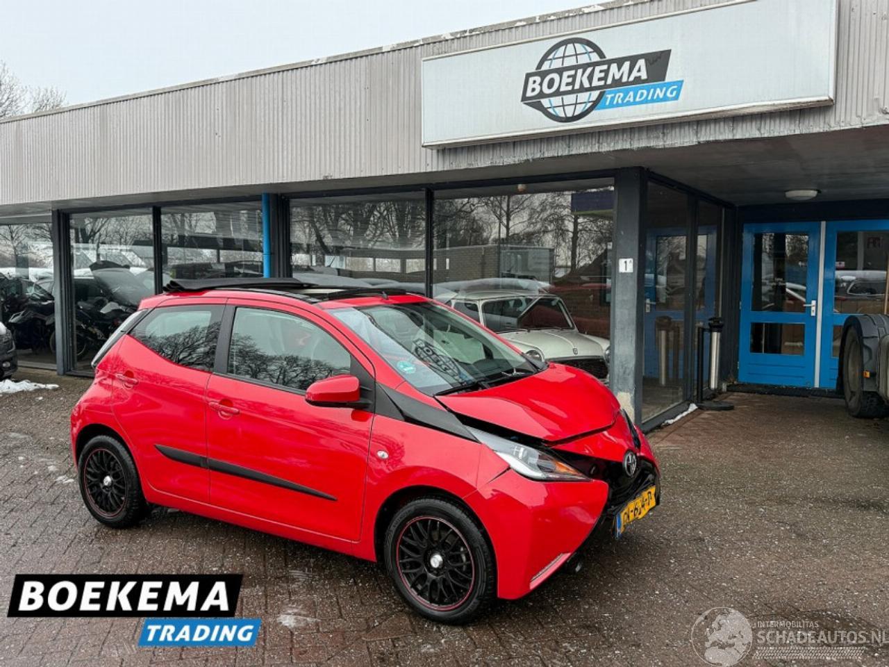 Toyota Aygo 1.0 VVT-i X-Wave Open-Dak Airco Cruise