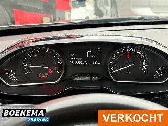 Peugeot 2008 1.2 PureTech Automaat Navigatie Cruise NAP! picture 22