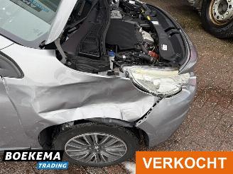 Peugeot 2008 1.2 PureTech Automaat Navigatie Cruise NAP! picture 10
