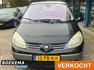 Renault Grand-scenic 1.6 16V Dynamique 7-Pers Climate Cruise picture 5