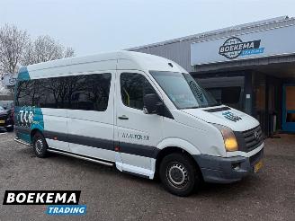 Vaurioauto  passenger cars Volkswagen Crafter 35 2.0 TDI 9-Persoons Rolstoellift Airco Cruise 2011/10