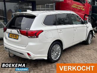 Mitsubishi Outlander 2.4 PHEV Intense+ Pano Leer Stoel/Stuurverw. Navi Camera PDC picture 2