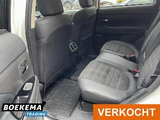 Mitsubishi Outlander 2.4 PHEV Intense+ Pano Leer Stoel/Stuurverw. Navi Camera PDC picture 15