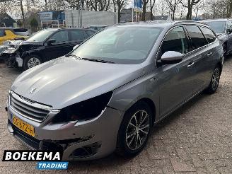 Peugeot 308 SW 1.2 PureTech Style Automaat Navigatie PDC Cruise Trekhaak picture 4