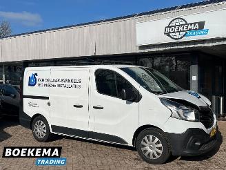 Auto incidentate Renault Trafic 1.6 DCI 140PK Turbo Airco Navigatie Cruise Schuifdeur Trekhaak 2015/5