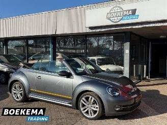 krockskadad bil auto Volkswagen Beetle 1.2 TSI Design Stoelverwarming Airco Cabrio 2013/5