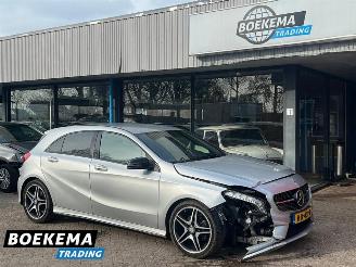 skadebil auto Mercedes A-klasse 180 Ambition AMG Automaat Navigatie Clima 2015/9