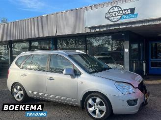 skadebil auto Kia Carens 2.0 CVVT X-clusive 7-Persoons Leer Navigatie Stoelverw. Airco 2007/11