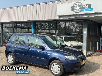 Coche accidentado Mazda 2 1.4 Exclusive 2005/1
