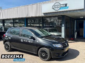 skadebil auto Dacia Sandero 1.2 16V Airco Elek-Ramen 2015/2