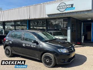 skadebil machine Dacia Sandero 1.2 16V Airco Elek-Ramen 2015/2