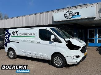Vaurioauto  passenger cars Ford Transit Custom 300 2.0 TDCI L2H1 Limited Navigatie Stoelverwarming Cruise PDC 2023/2