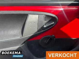 Peugeot 107 1.0 Access Airco 5-Deurs picture 15