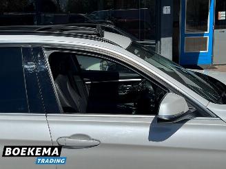 BMW 3-serie 320d xDrive Edition Panorama Leer Automaat Navigatie picture 5
