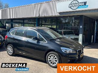 Coche accidentado BMW 2-serie 218d Active Tourer Sport Automaat Keyless Navigatie 2015/6