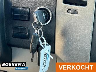 Volkswagen Crafter 35 2.0 TDI L3H2 9-Persoons Schuifdeur Rolstoellift picture 18
