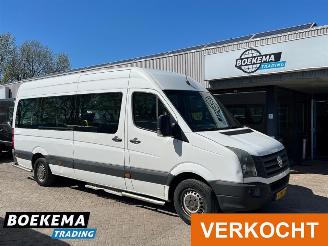 skadebil auto Volkswagen Crafter 35 2.0 TDI L3H2 9-Persoons Schuifdeur Rolstoellift 2013/6