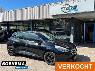 Schadeauto Renault Clio 0.9 TCe Expression Navigatie Airco 2015/3