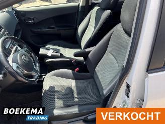 Toyota Verso S 1.3 VVT-i Dynamic Automaat JBL Navigatie Camera Climate Glazen-Dak picture 11