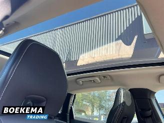 Volvo V-40 2.0 D4 Summum Business Glazen Dak Navigatie Cruise picture 17