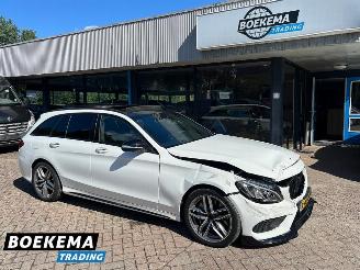 Vaurioauto  passenger cars Mercedes C-klasse 250 CDI 4MATIC Edition 1 AMG Panorama Burmester Luft 360-Camera 2016/11