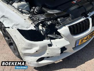 BMW 3-serie 330xd Dynamic Exe Automaat Panorama Climate Cruise Navigatie picture 9