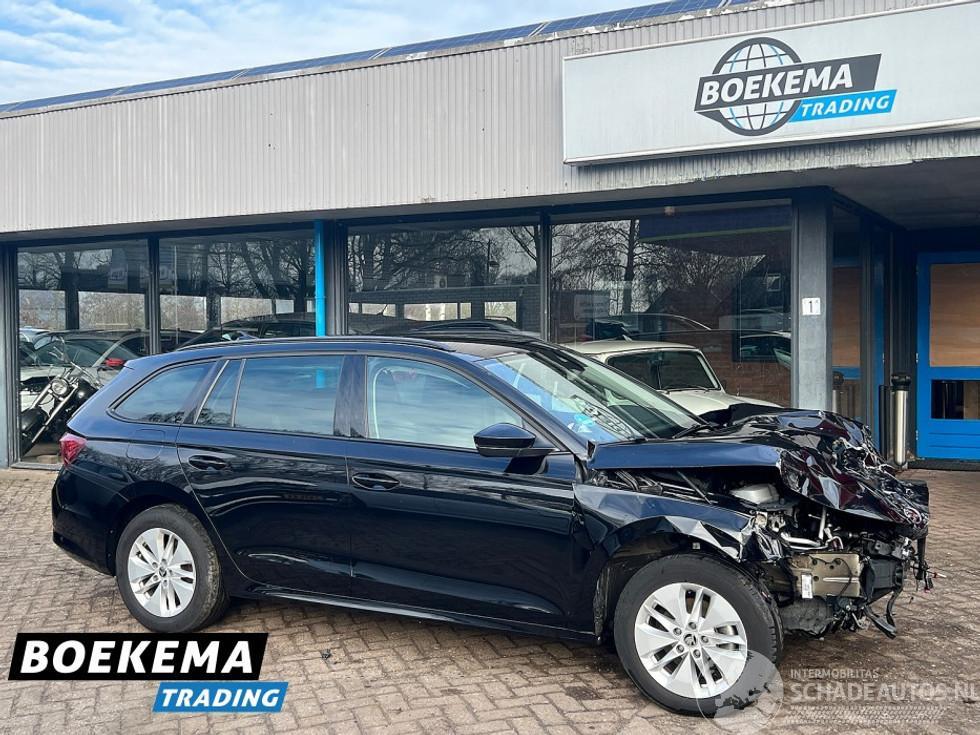 Skoda Octavia Combi 1.0 e-TSI Business Edition Navigatie Cruise Lane-Ass