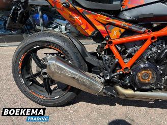 KTM  SuperDuke R 1390 picture 8