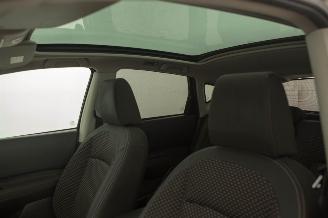Nissan Qashqai 2.0 Pano 4WD picture 22