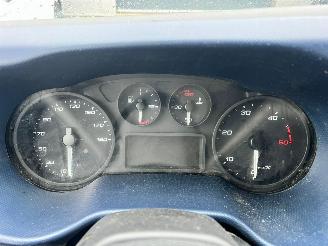 Iveco Daily 2.3 H2 Airco motor kapot picture 7