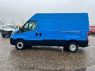 Iveco Daily 2.3 H2 Airco motor kapot picture 34