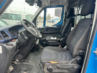 Iveco Daily 2.3 H2 Airco motor kapot picture 16