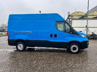 Iveco Daily 2.3 H2 Airco motor kapot picture 35