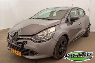 škoda osobní automobily Renault Clio 0.9 TCe Dynamique 2014/12