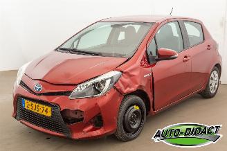 škoda osobní automobily Toyota Yaris 1.5 Full Hybrid 89.456 km Aspiration 2013/10