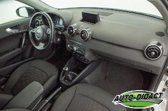 Audi A1 1.0 TFSI 93.350 km Airco Navi picture 17