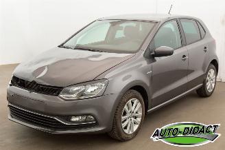 Damaged car Volkswagen Polo 1.2 TSI Airco 2016/3