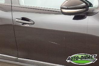 Peugeot 2008 1.2 PureTech 82.525 km Airco Navi Blue Lion picture 31
