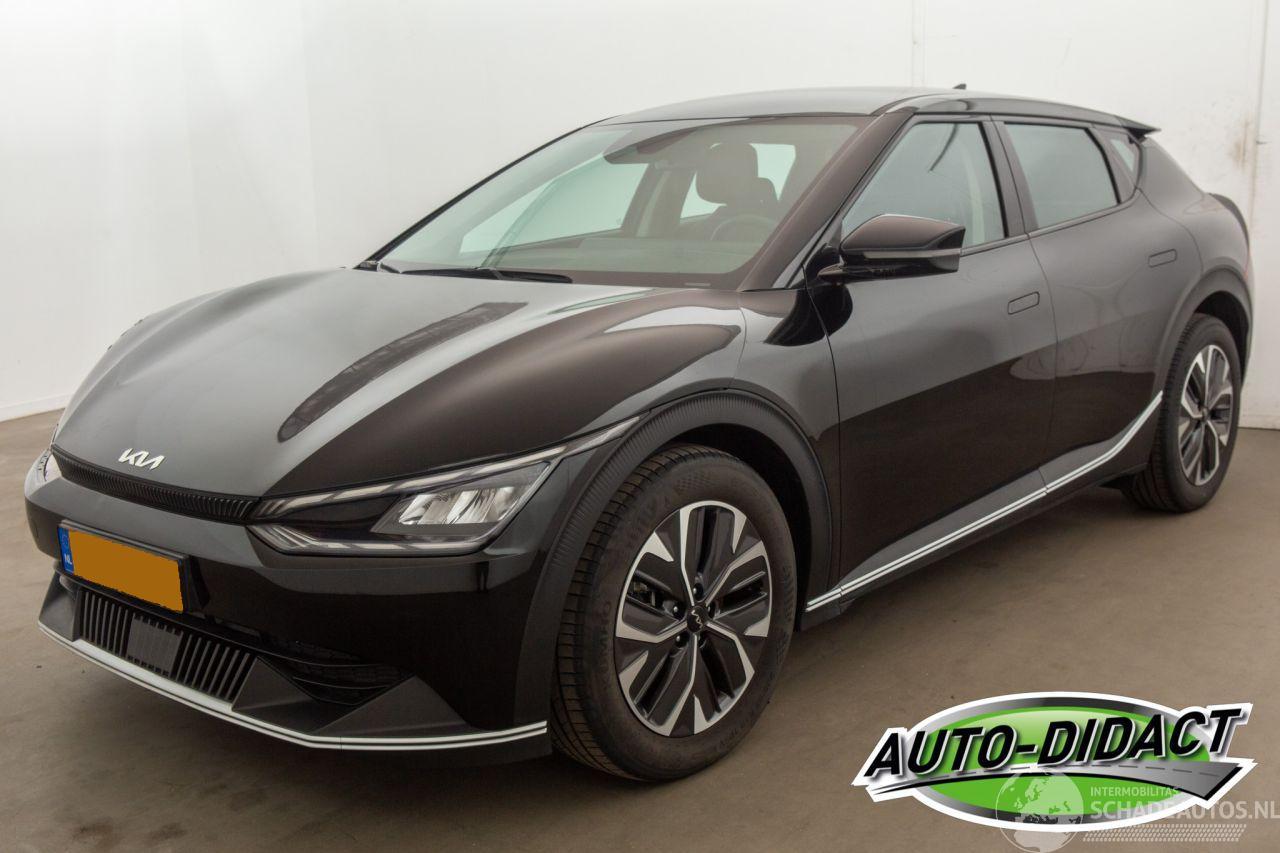 Kia EV6 Light 58 kWh Automaat 12.540 km Digi Dash Clima Camera